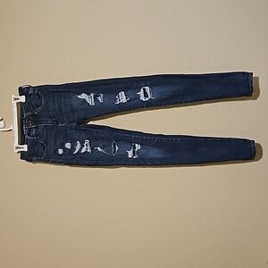 American Eagle Jeggins with holes